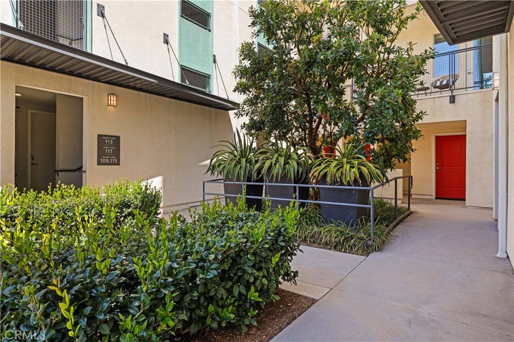 Irvine, CA 92612,107 Bowery