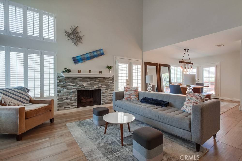 Carlsbad, CA 92009,7411 Brava ST