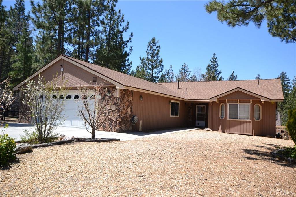 Big Bear, CA 92314,889 Mcalister RD
