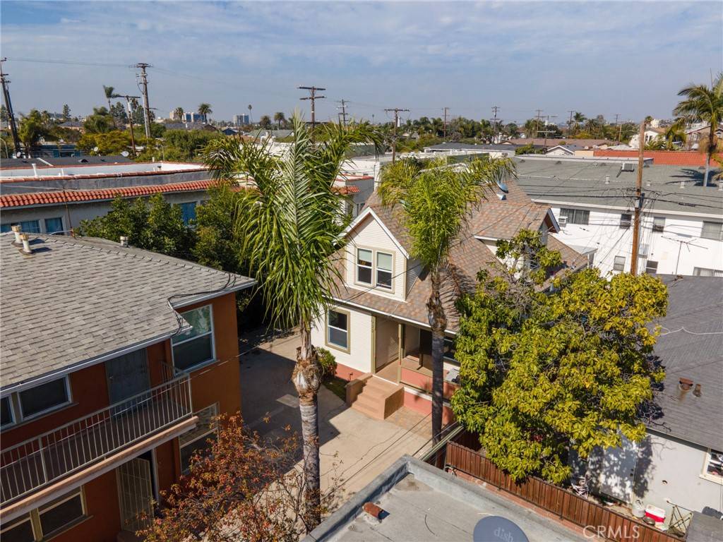 1631 E 4th ST Long Beach, CA 90802