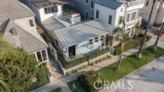Corona Del Mar, CA 92625,214 Marguerite AVE