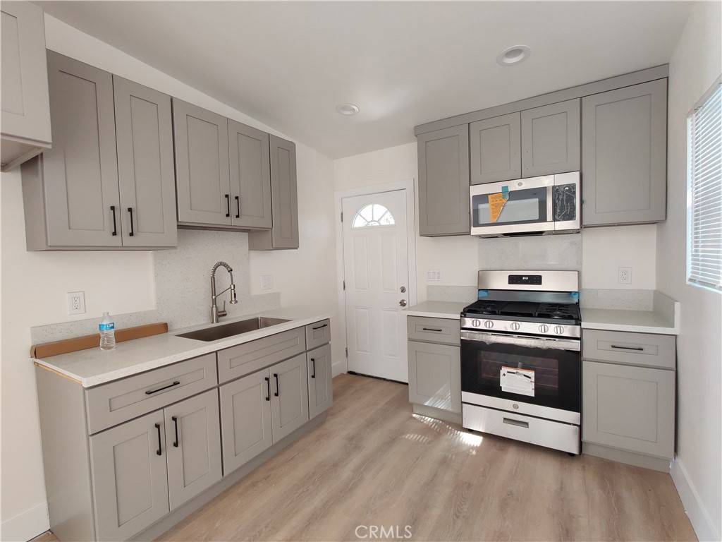 Westminster, CA 92683,13154 Cedar ST