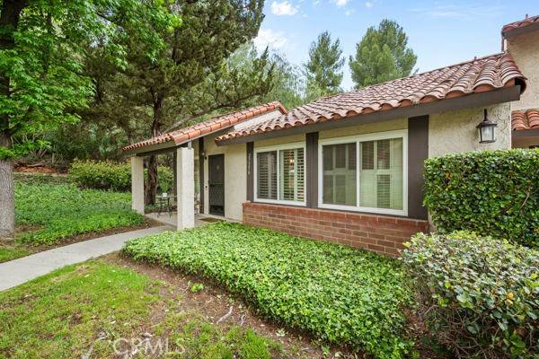 Agoura Hills, CA 91301,27556 Rondell ST