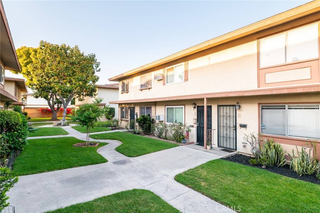Buena Park, CA 90620,8804 Valley View ST #C