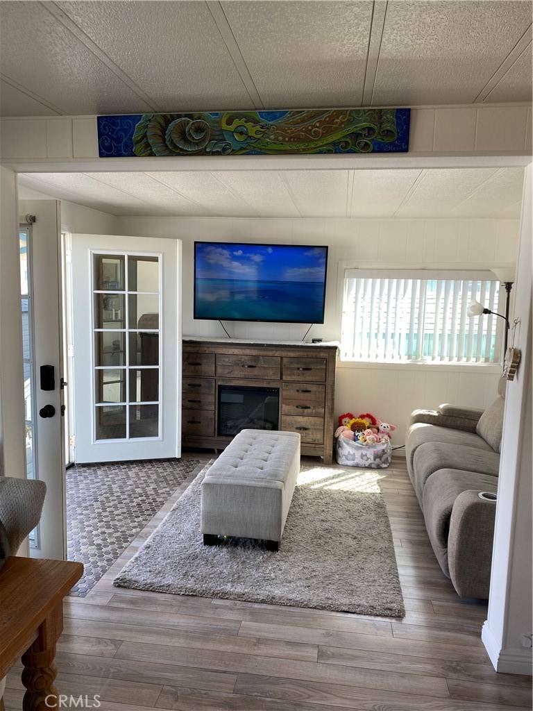 Huntington Beach, CA 92648,80 Huntington ST #367
