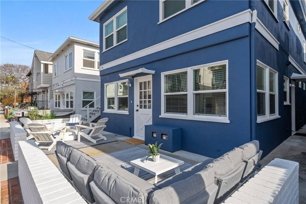 Newport Beach, CA 92663,502 36th ST