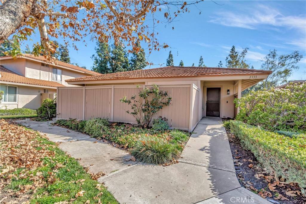 Tustin, CA 92780,2335 Dahlia DR