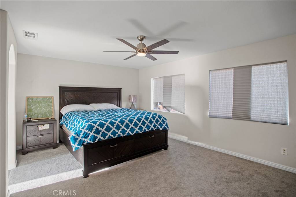 16018 Pelican LN Moreno Valley, CA 92551