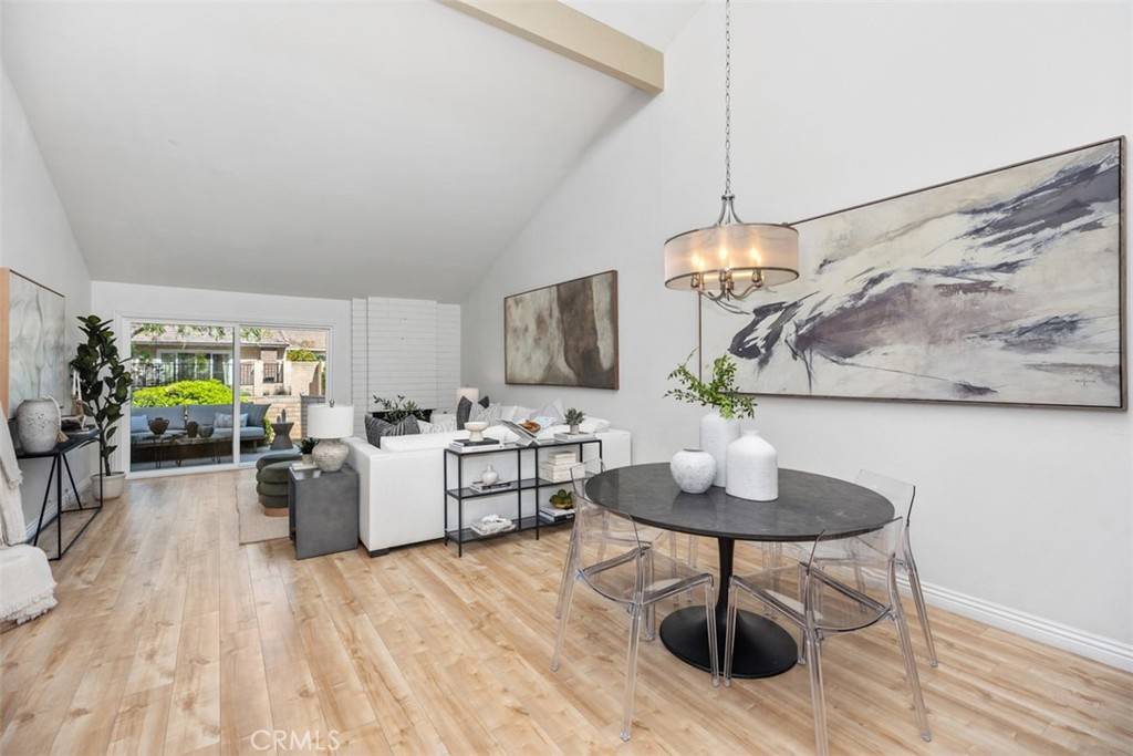 Irvine, CA 92612,4 Dogwood N