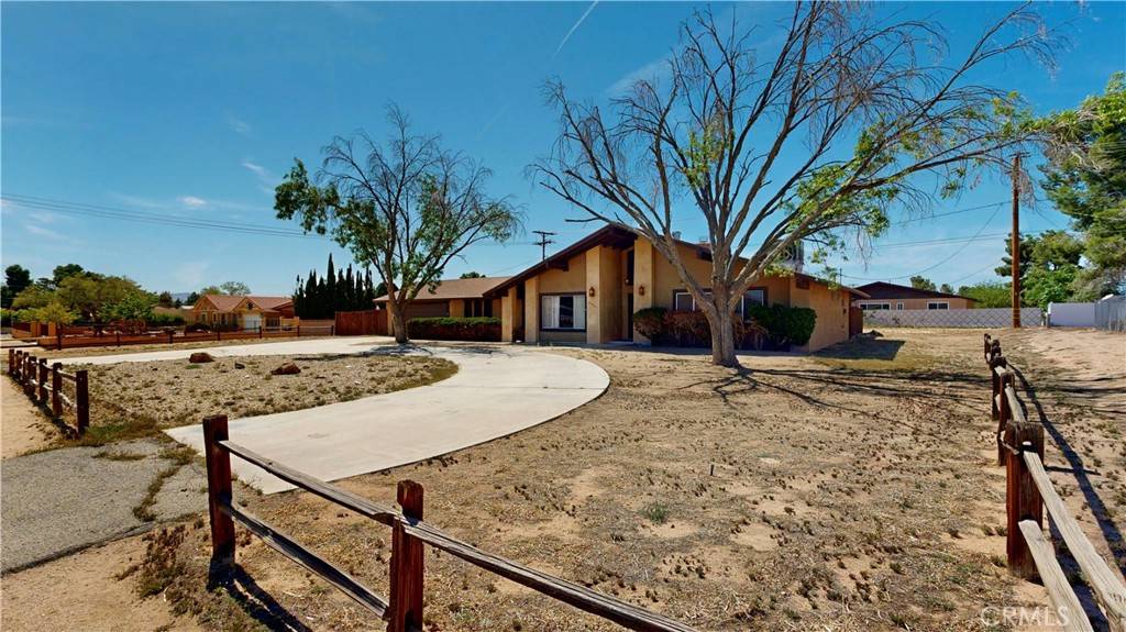 20061 Seneca RD Apple Valley, CA 92307