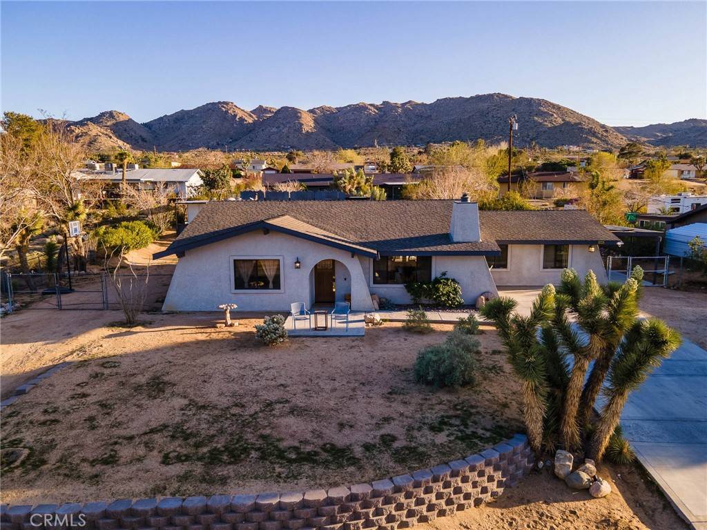 Joshua Tree, CA 92252,60467 Natoma TRL