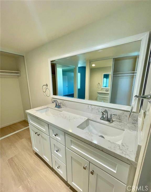 Irvine, CA 92606,14111 Chagall AVE