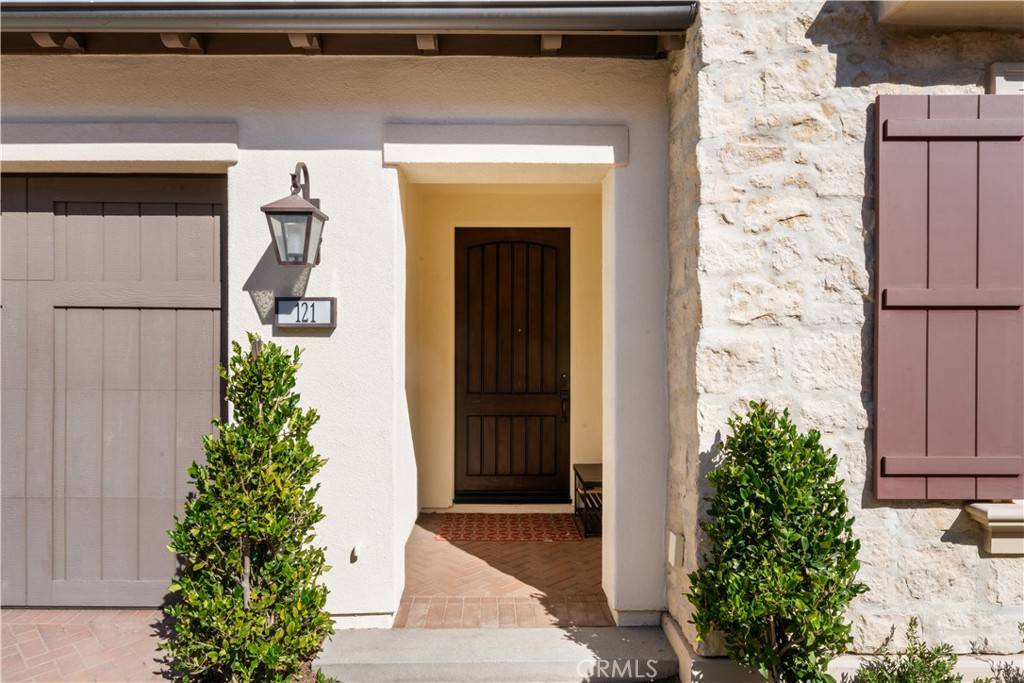 Irvine, CA 92602,121 Toretta