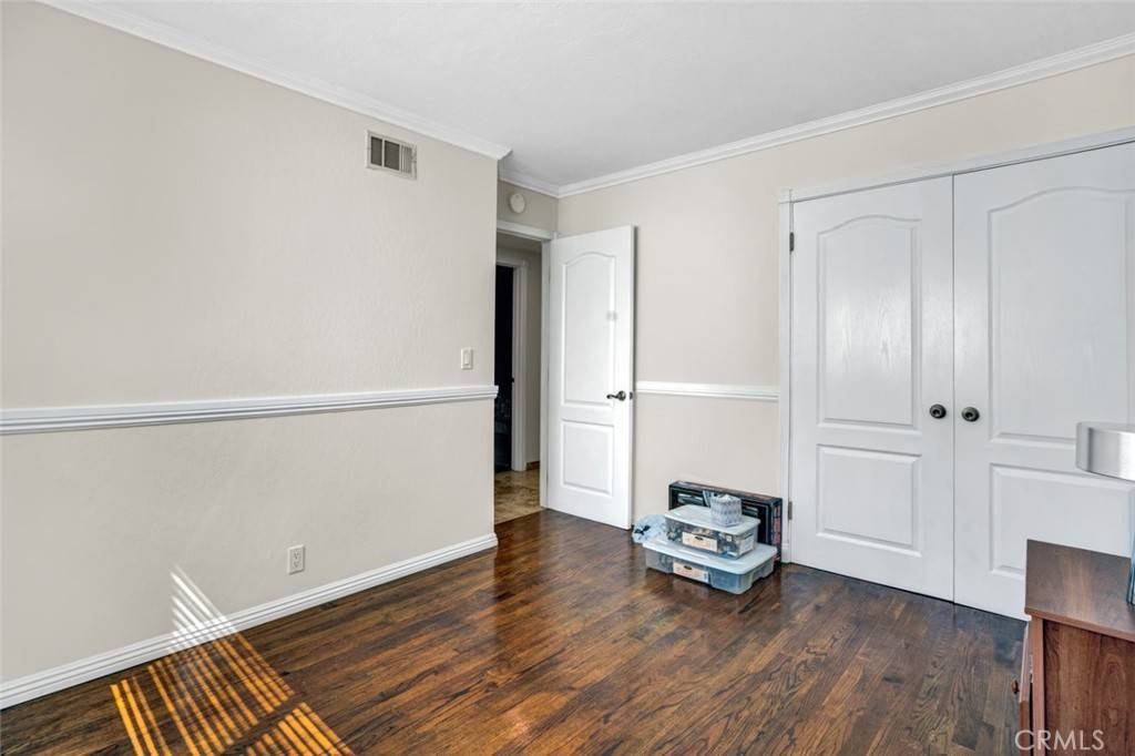 15442 Eiffel CIR Irvine, CA 92604