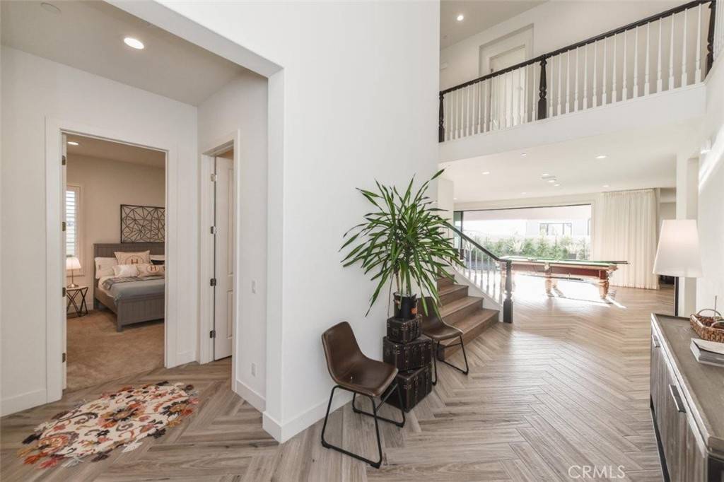 Irvine, CA 92618,52 Kite