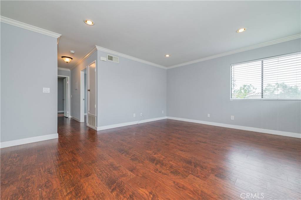 Irvine, CA 92618,37 Tarocco