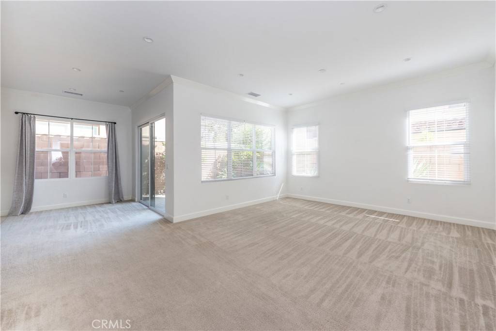 Irvine, CA 92620,68 Meander
