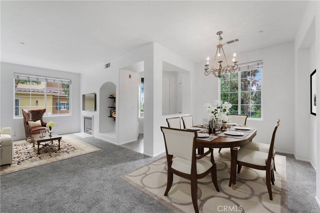 614 Timberwood Irvine, CA 92620