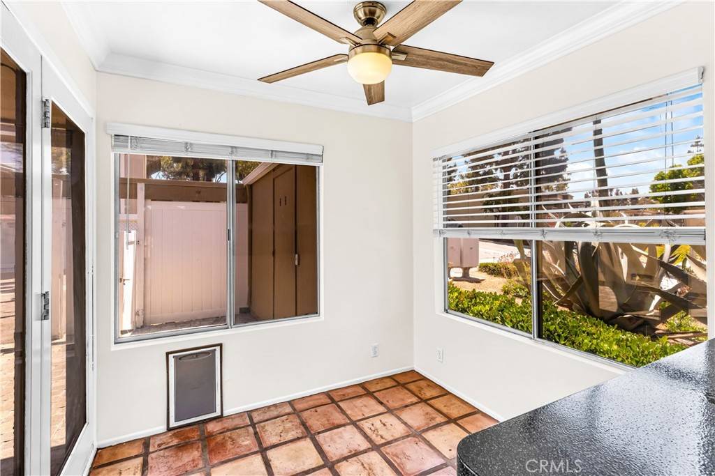 Laguna Hills, CA 92653,23305 Caminito Marcial #77