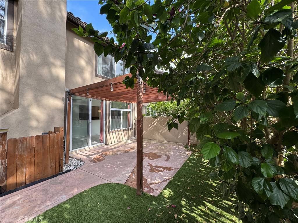 Aliso Viejo, CA 92656,5 Meadowbrook