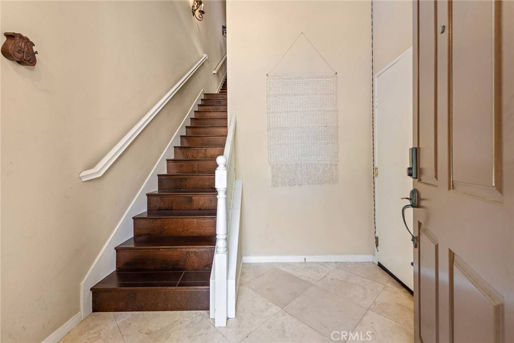 Irvine, CA 92603,125 Danbrook