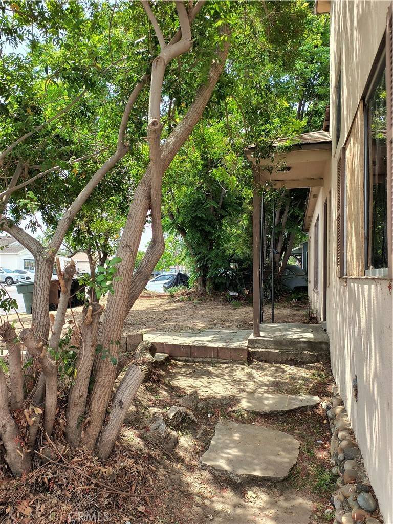 Anaheim, CA 92801,931 N Alamo ST