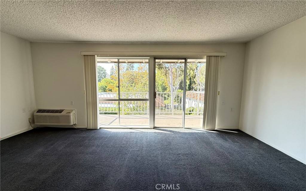 Laguna Woods, CA 92637,680 Via Alhambra #O