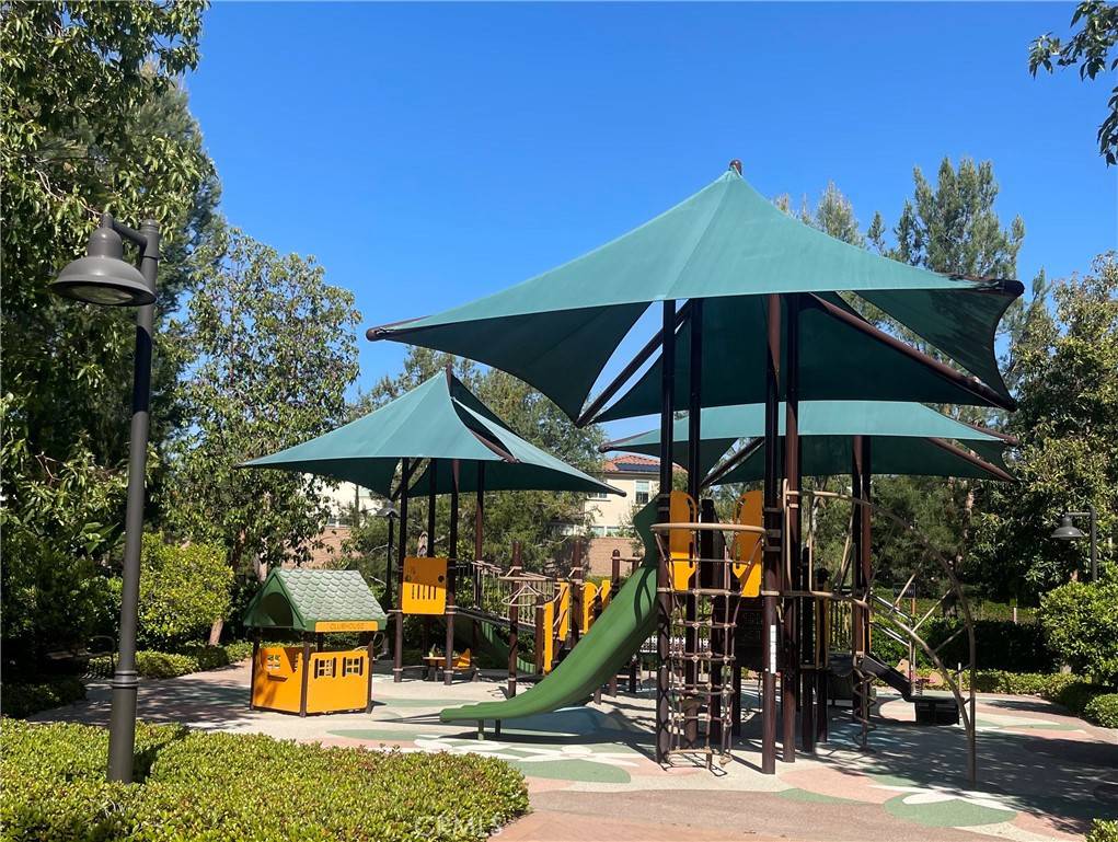 166 Borrego Irvine, CA 92618