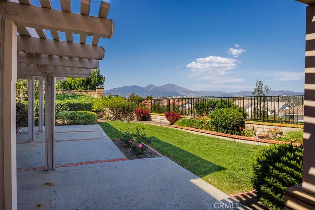 Mission Viejo, CA 92691,23552 Campestre