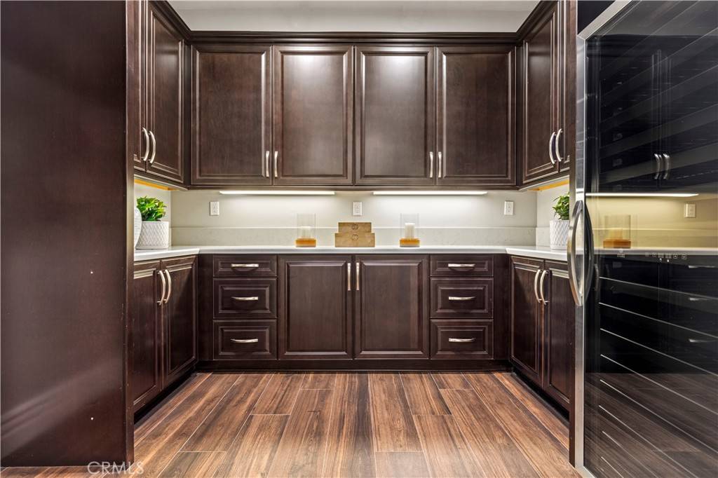 51 Dunmore Irvine, CA 92620