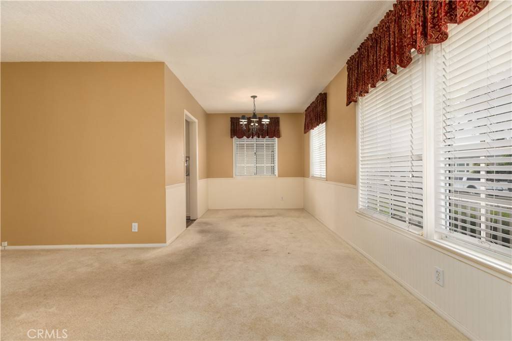 Lakewood, CA 90713,5939 Greentop ST