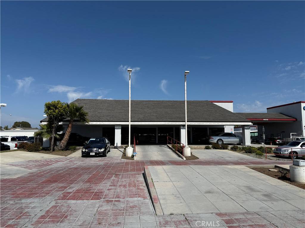 Huntington Beach, CA 92648,19232 Beach BLVD