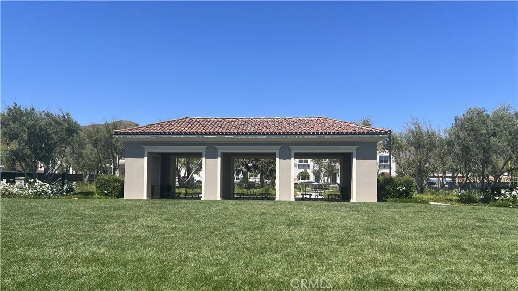 Irvine, CA 92618,110 Sunnyside