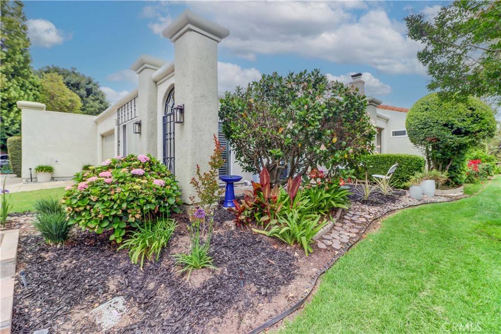 Laguna Woods, CA 92637,3521 Bahia Blanca W #C