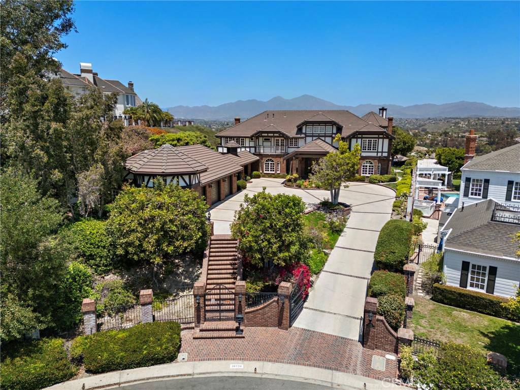 Laguna Hills, CA 92653,26126 Oroville PL