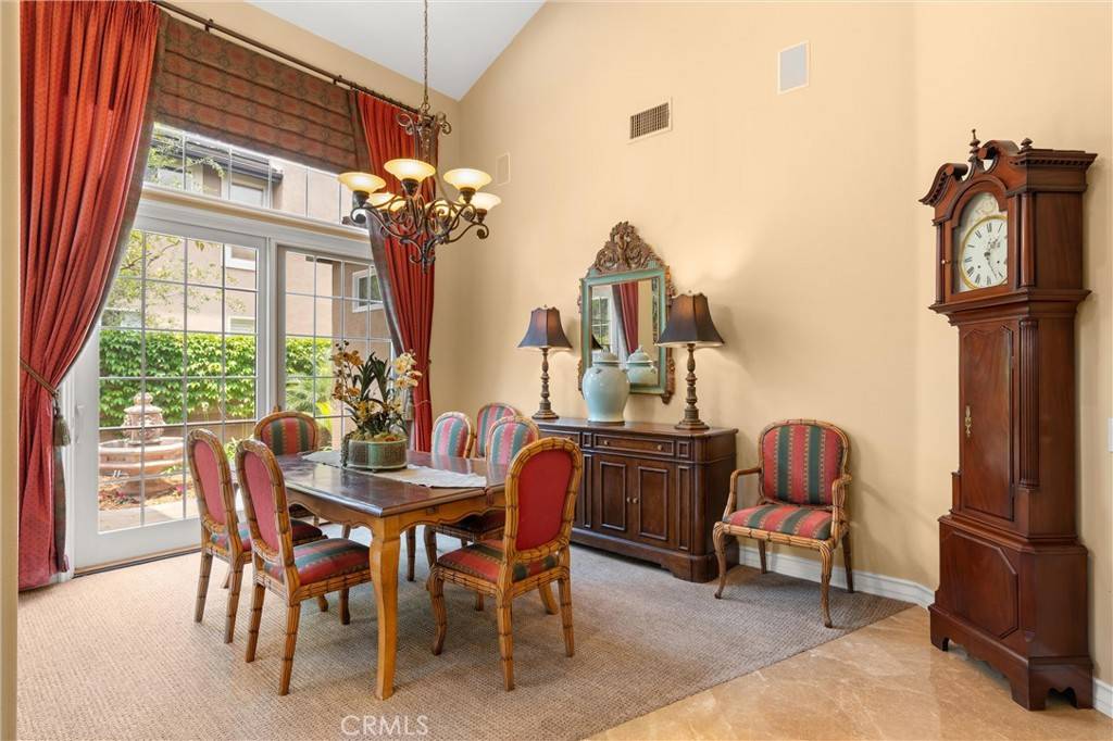 18912 Rockinghorse LN Huntington Beach, CA 92648