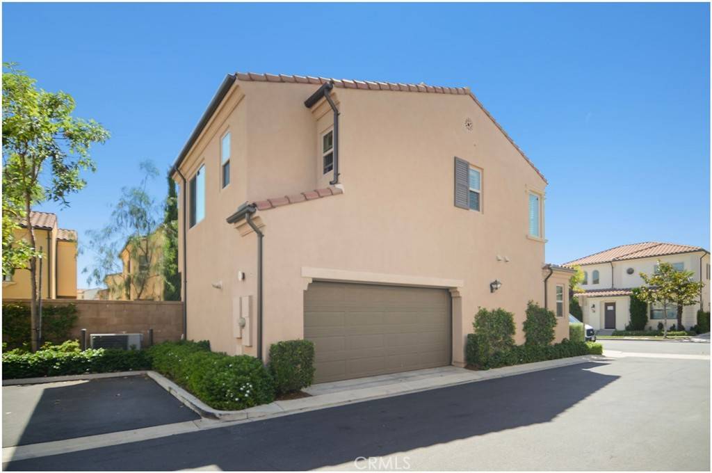 Irvine, CA 92618,164 Quiet Grove