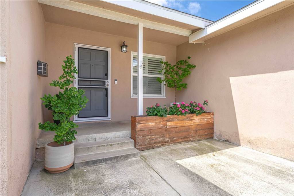 Westminster, CA 92683,6442 Walt ST