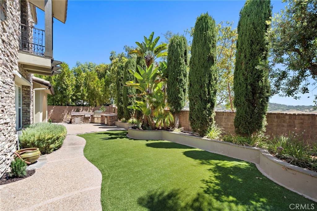 Ladera Ranch, CA 92694,4 Dennis LN