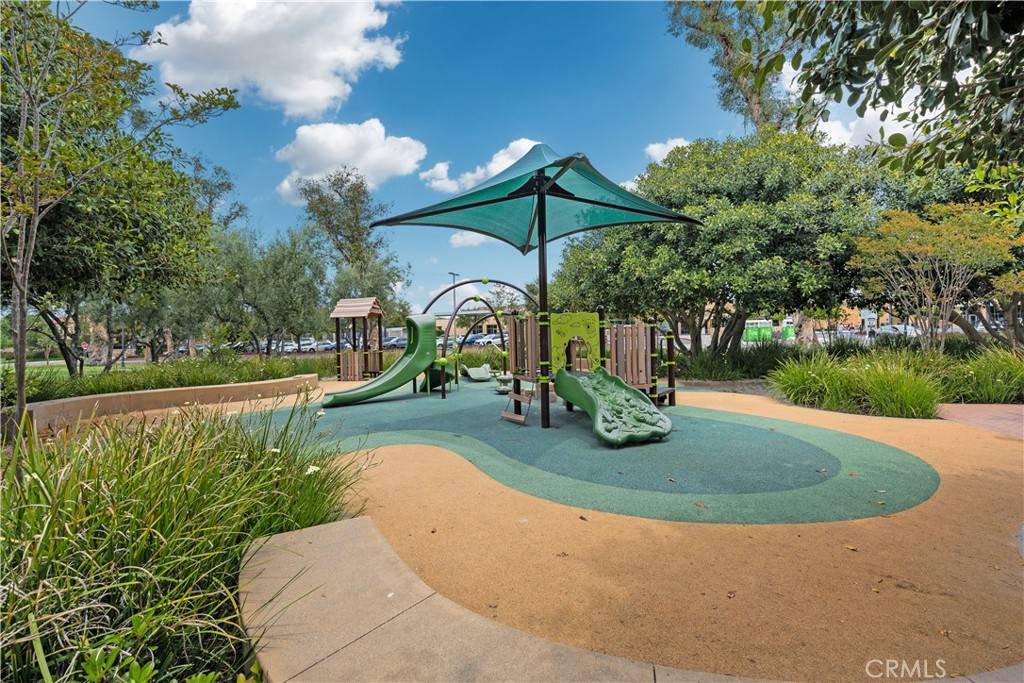 Irvine, CA 92620,72 Fairymoss