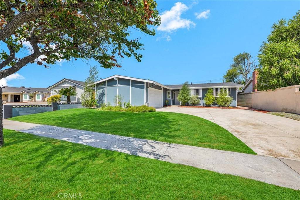Westminster, CA 92683,13321 Edinburgh DR