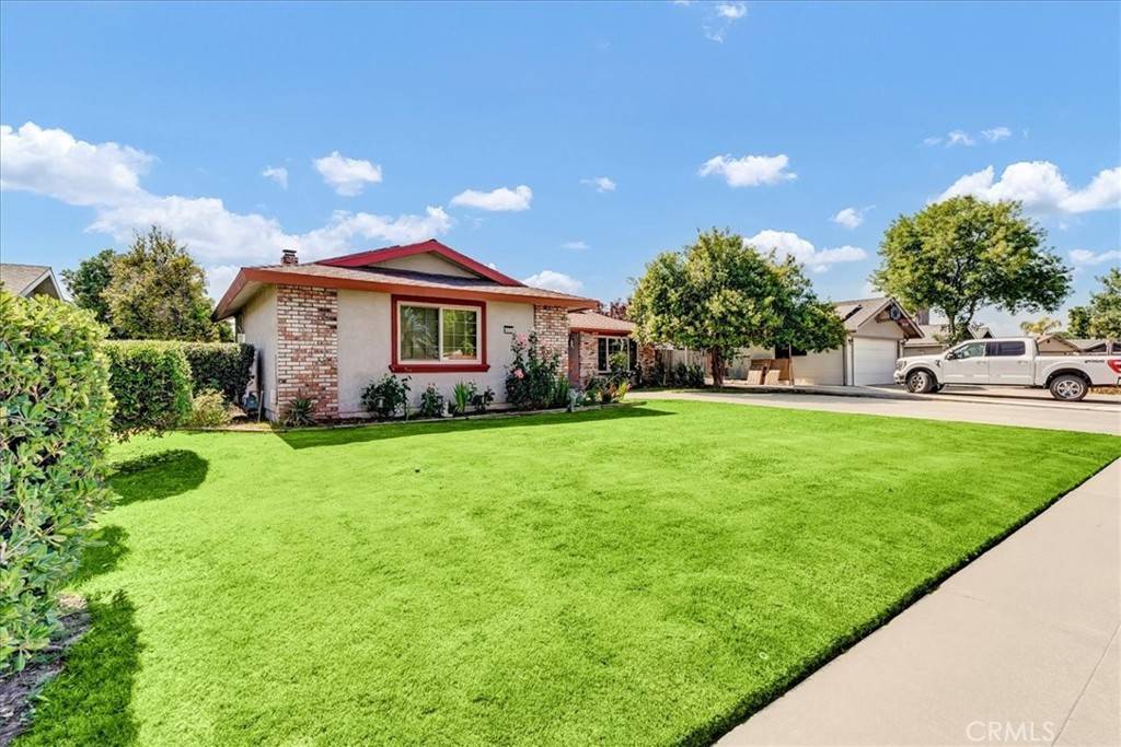 Lemoore, CA 93245,355 Kenwood DR