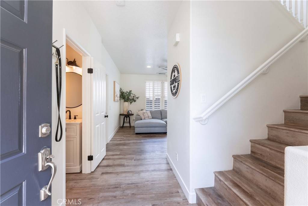 Ladera Ranch, CA 92694,31 Amesbury CT