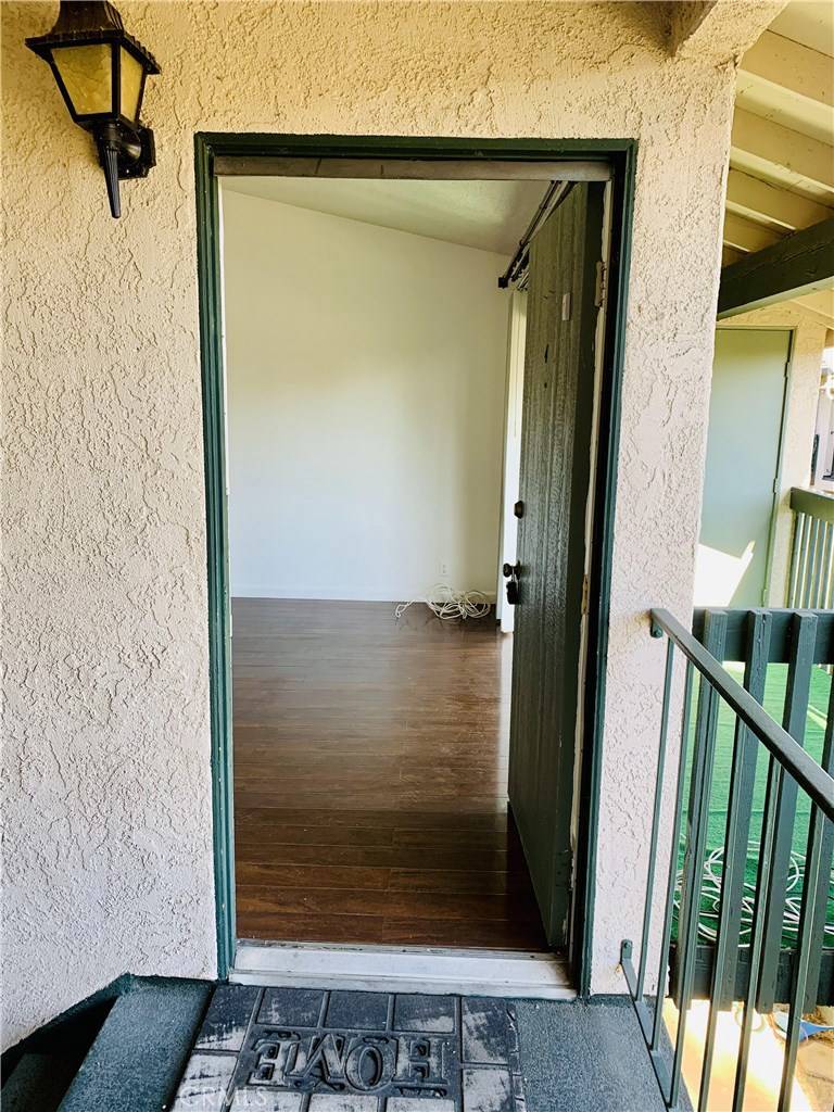 Lake Forest, CA 92630,23248 Orange AVE #4