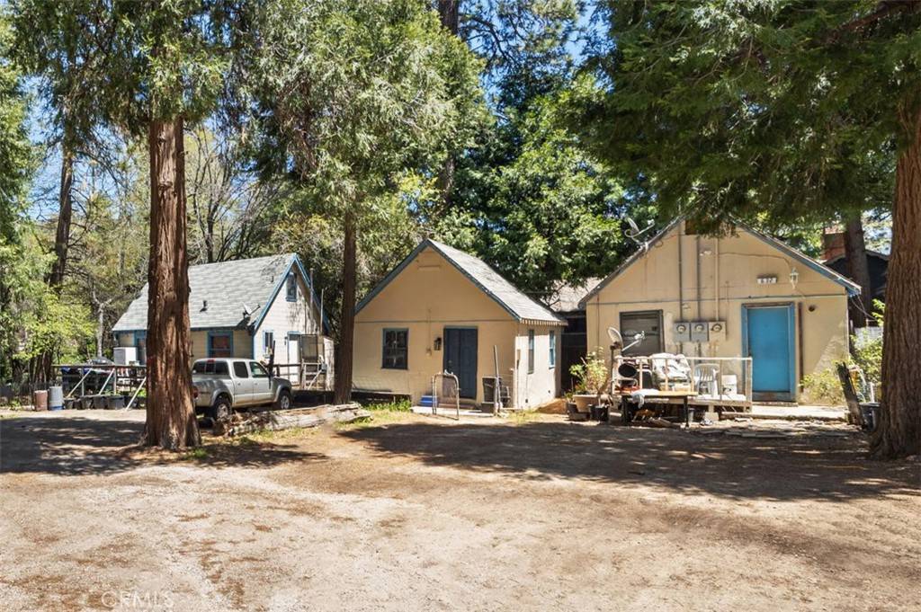 Crestline, CA 92325,632 Leebert WAY