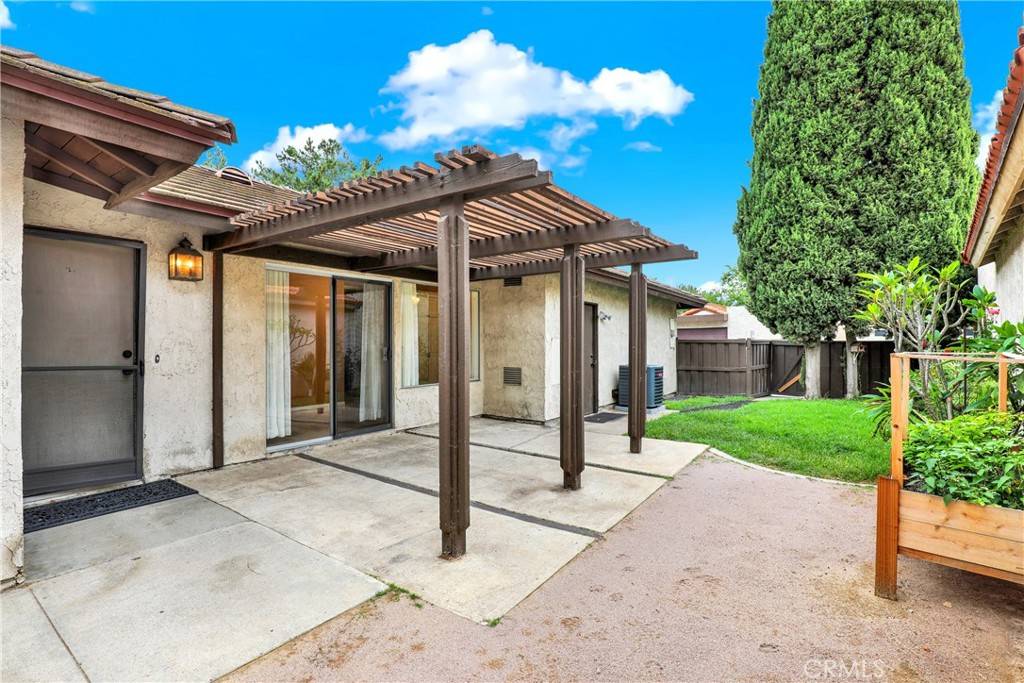 Irvine, CA 92618,134 Orchard