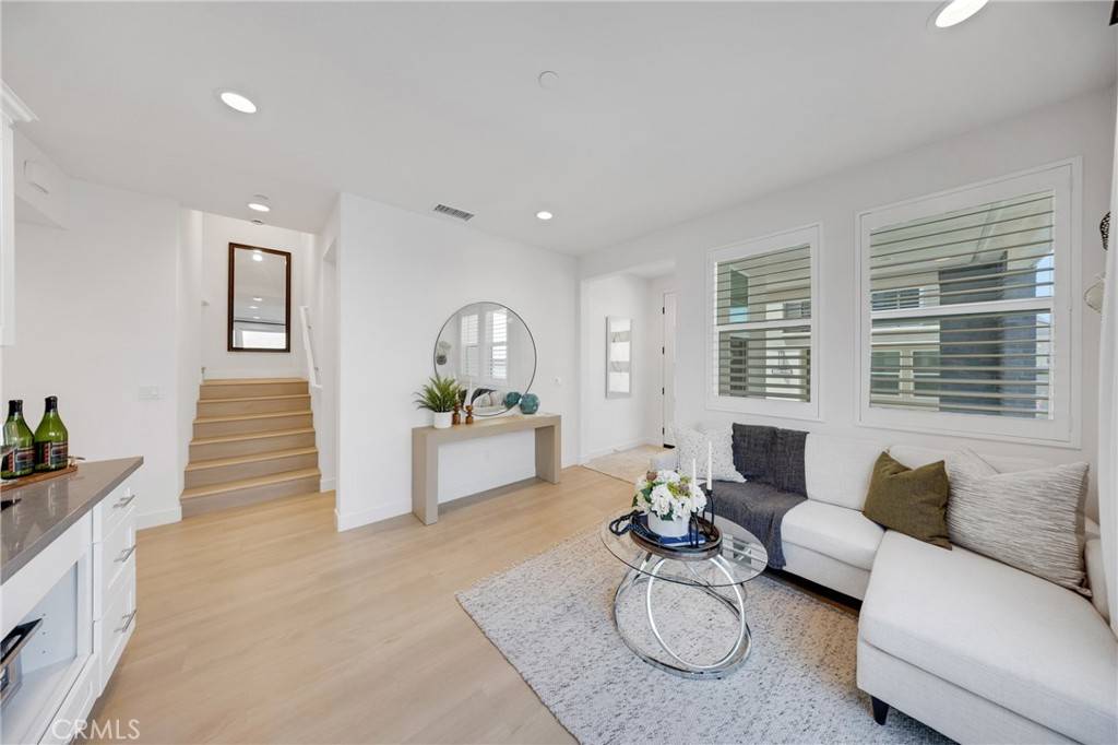 251 Tank Irvine, CA 92618