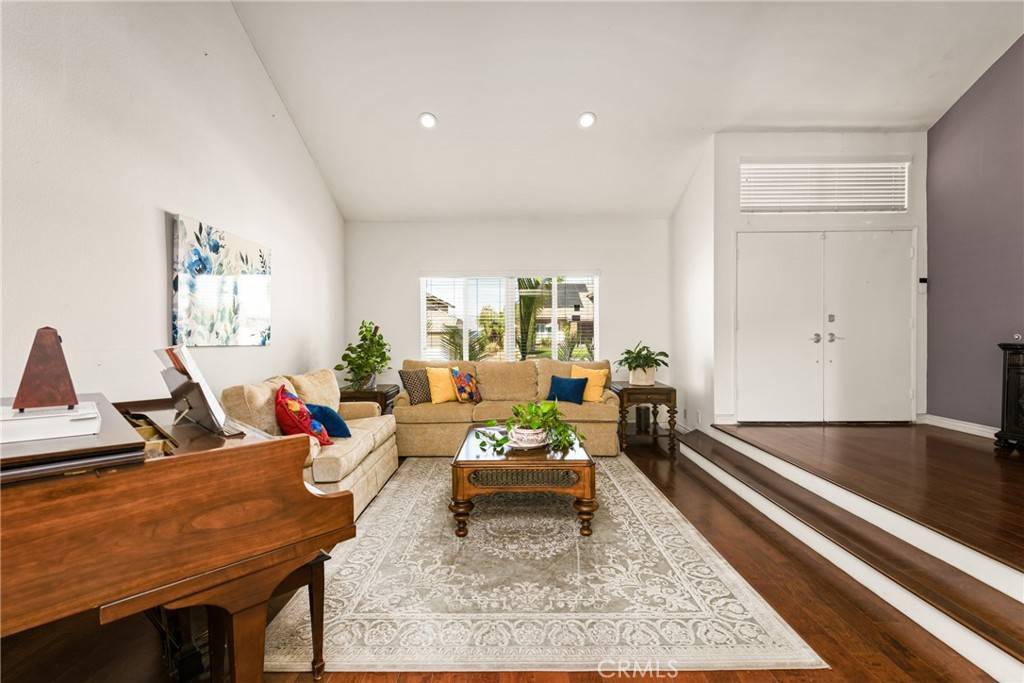 Whittier, CA 90601,11818 Pocasset DR