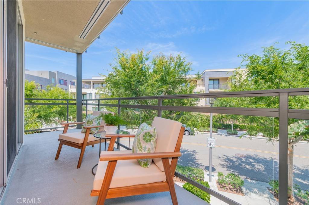 Irvine, CA 92612,312 Rockefeller