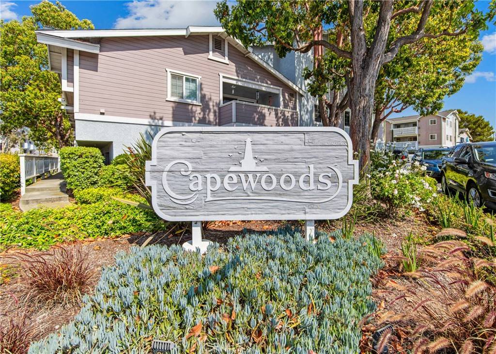 Huntington Beach, CA 92648,18051 Wakefield Ln #106